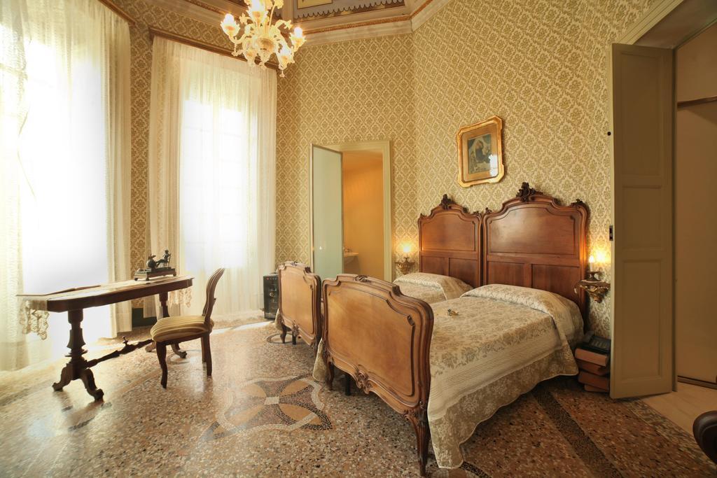 Residenza D'Epoca Regina D'Arborea Oristano Pokoj fotografie